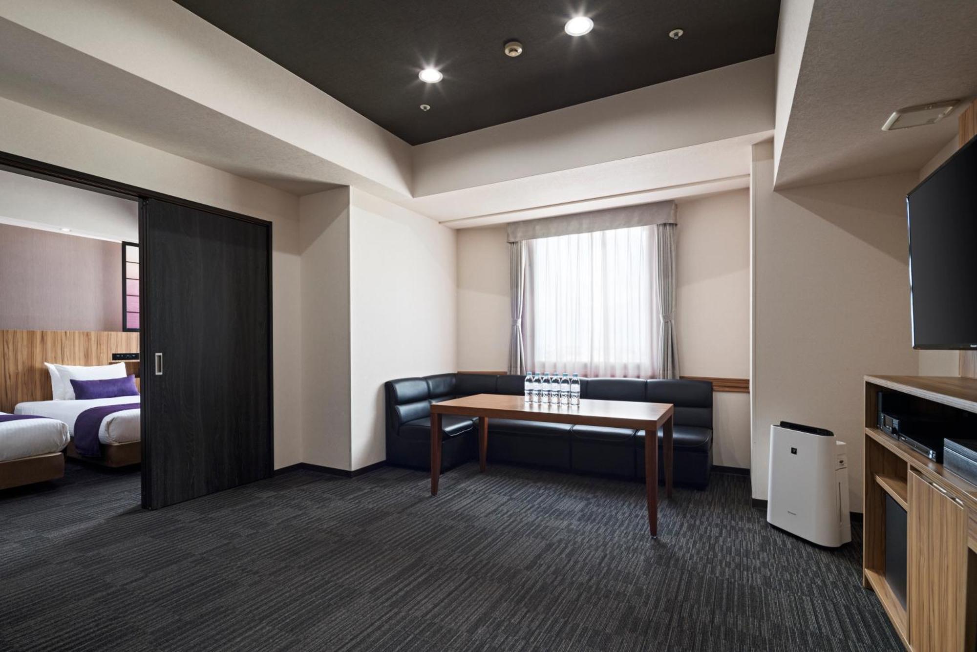 Hotel apartamentowy Hundred Shinjuku
