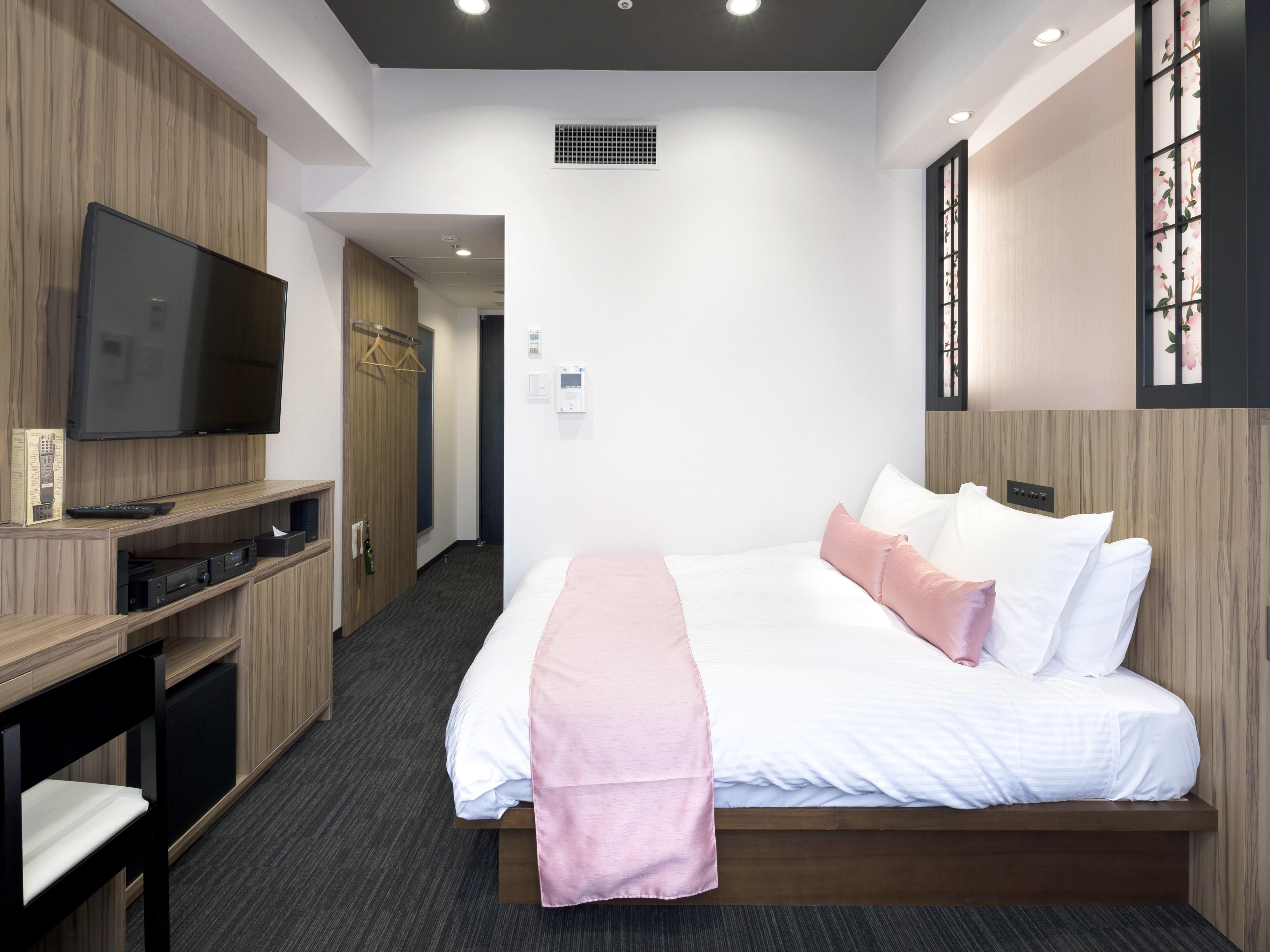 Hundred Shinjuku Apartahotel